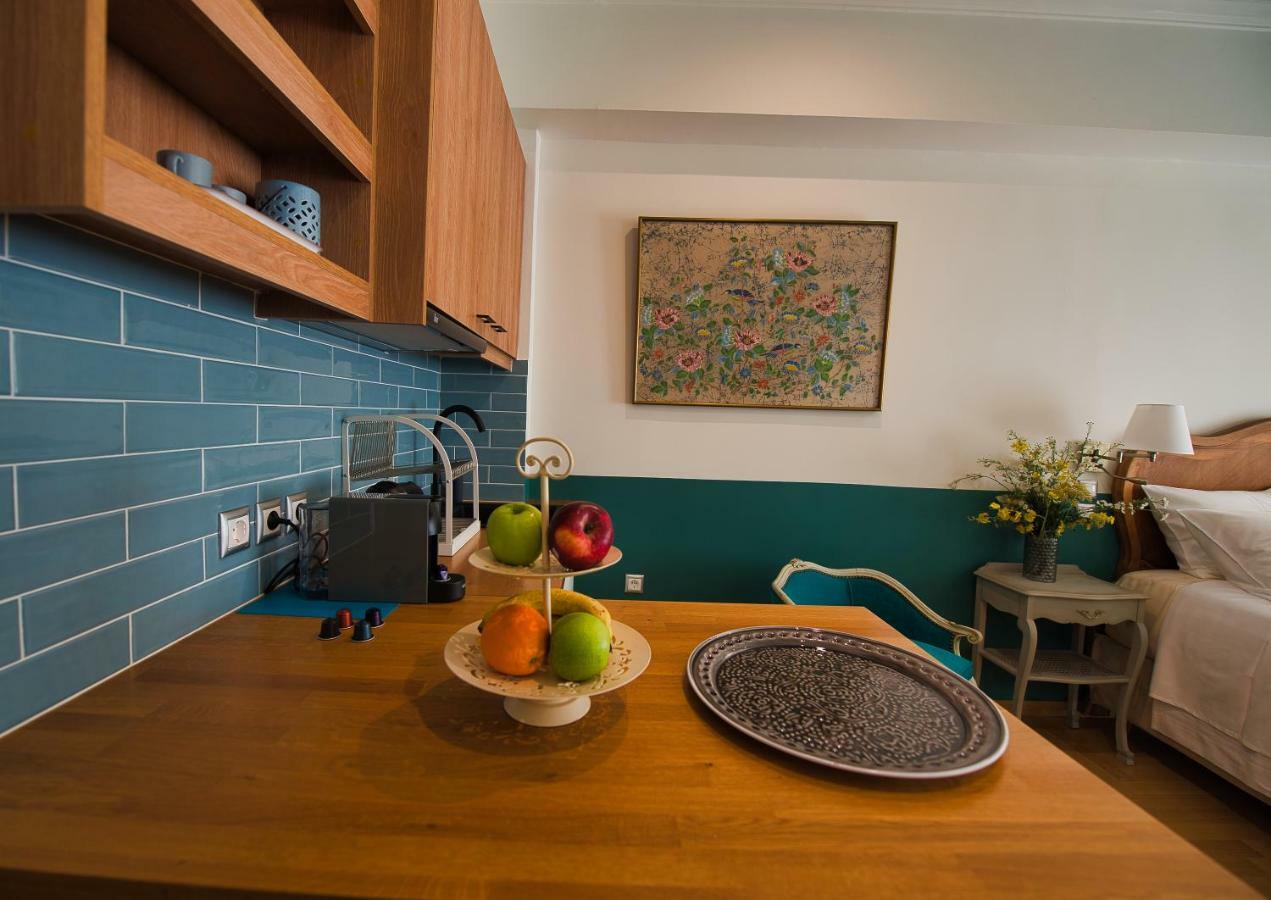 Rastoni Athens Suites Near Acropolis At Tsatsou Street Zewnętrze zdjęcie